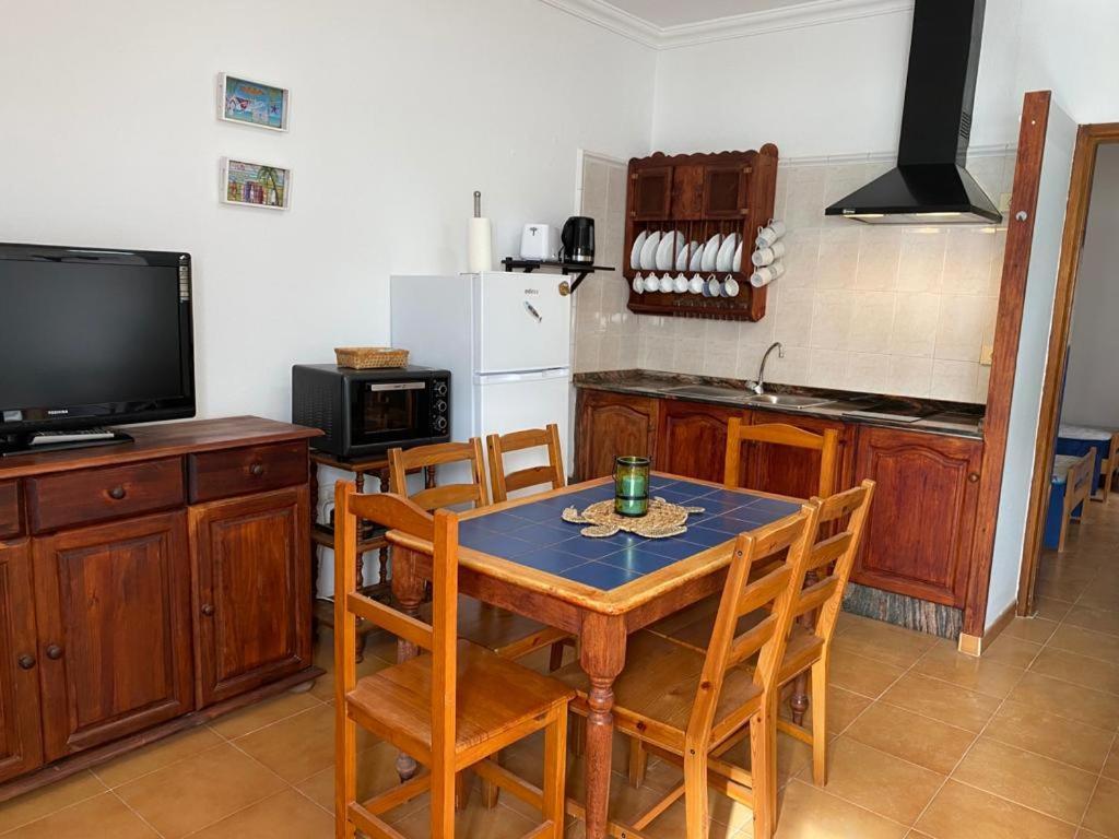 Casa Los Juanes Caleta de Sebo Dış mekan fotoğraf